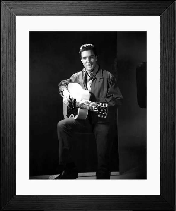 Framed Print : ELVIS PRESLEY Framed Print : ELVIS PRESLEY