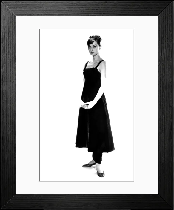 Framed Print : Audrey Hepburn, wearing a Givenchy evening gown, 1957 Framed Print : Audrey Hepburn, wearing a Givenchy evening gown, 1957