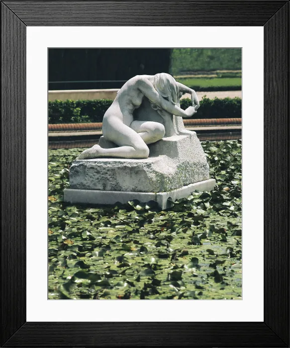 Framed Print : LLIMONA i BRUGUERA, Josep (1864-1934). El Desconsol (Grief). 1903-1907. SPAIN. Barcelona. Ciutadella Park. Replica of the sculpture from 1917. Modernism. Sculpture on marble