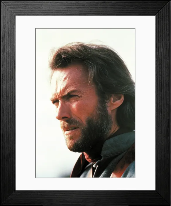 Framed Print : THE OUTLAW JOSEY WALES, Clint Eastwood, 1976 Framed Print : THE OUTLAW JOSEY WALES, Clint Eastwood, 1976