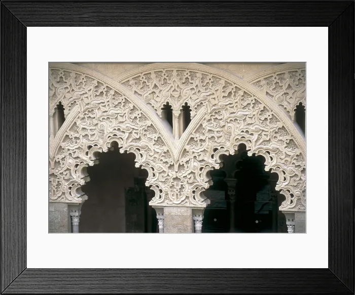 Framed Print : Aljaferia Palace. 11th c. SPAIN. Zaragoza. La Aljaferia Palace. Arches of the Courtyard of Santa Isabel. Hispano-Moresque art. Taifas Kingdoms period. Architecture