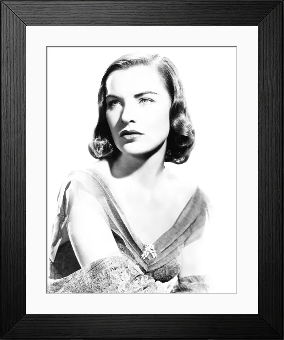 Framed Print : A DANGEROUS PROFESSION, Ella Raines, 1949 Framed Print : A DANGEROUS PROFESSION, Ella Raines, 1949