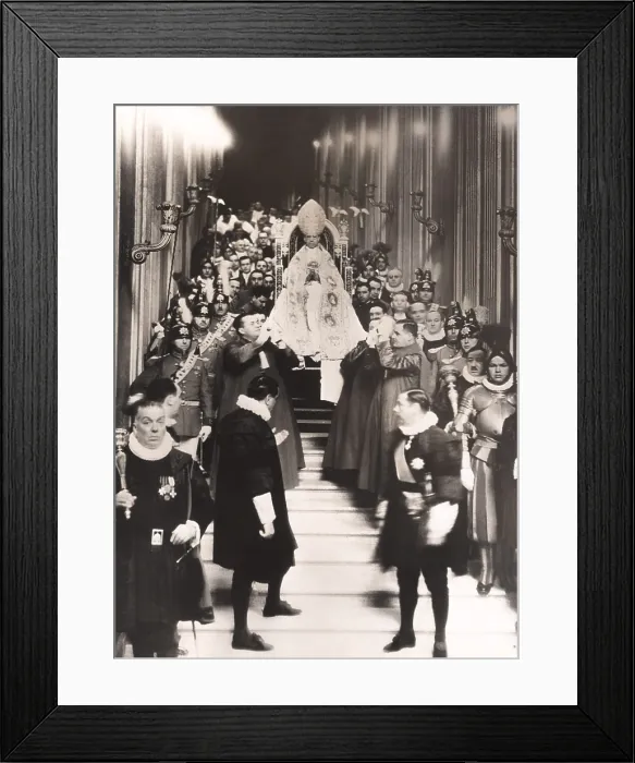 Framed Print : Coronation of Pope Pius XII, March 12, 1939. Flanked by Swiss guards and Church dignitaries, Pope Pius XII, was carried on his throne from the Vatican to St Framed Print : Coronation of Pope Pius XII, March 12, 1939. Flanked by Swiss guards and Church dignitaries, Pope Pius XII, was carried on his throne from the Vatican to St