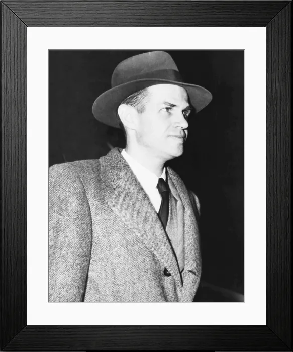 Framed Print : Alger Hiss in front of the Federal Courthouse in New York, Nov. 17, 1949 Framed Print : Alger Hiss in front of the Federal Courthouse in New York, Nov. 17, 1949