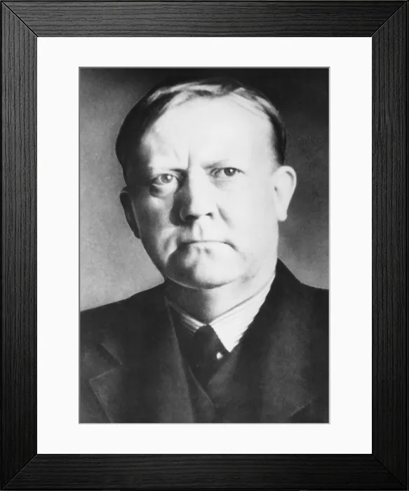 Framed Print : Vidkun Quisling, Norwegian Nazi Collaborator charged with treason on trial. May 26, 1945. He was executed by firing squad at Akershus Fortress, Oslo, on October 24, 1945