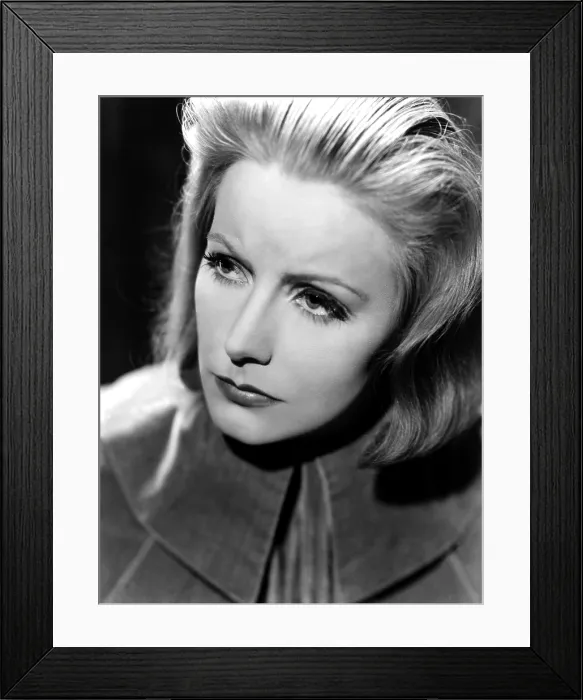 Framed Print : QUEEN CHRISTINA, Greta Garbo, 1933 Framed Print : QUEEN CHRISTINA, Greta Garbo, 1933