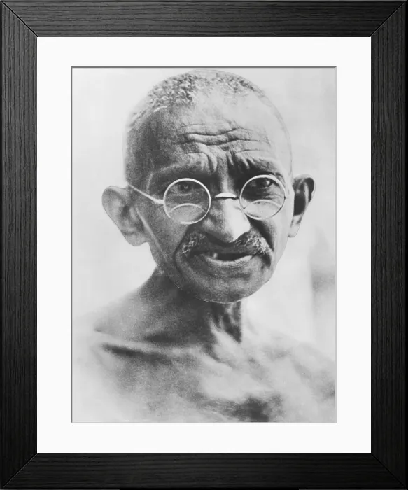 Framed Print : Mahatma Gandhi, traveling to the 1931 Round Table Conference in London