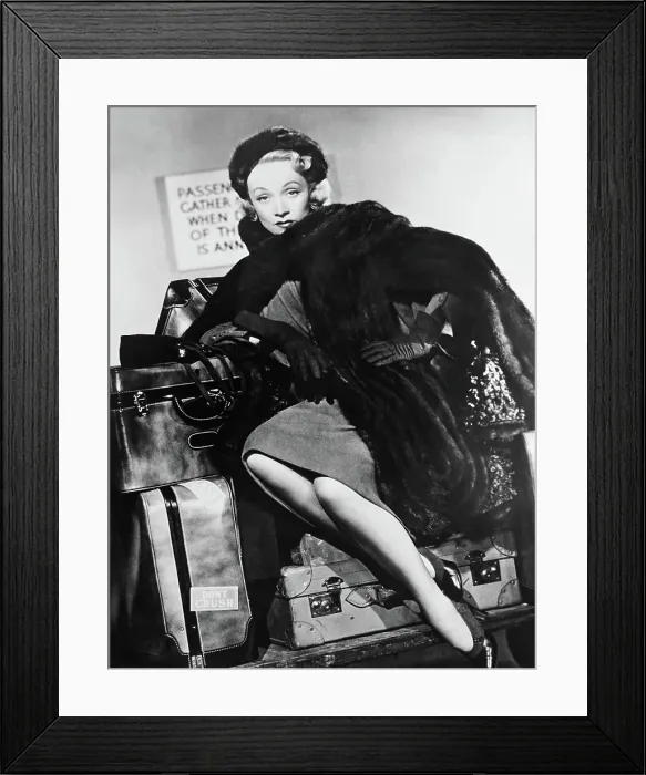 Framed Print : Marlene Dietrich, 1953 Framed Print : Marlene Dietrich, 1953