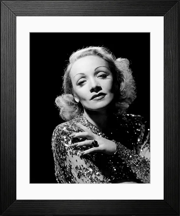 Framed Print : Marlene Dietrich, ca. early 1940s Framed Print : Marlene Dietrich, ca. early 1940s