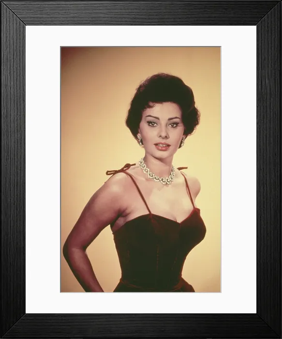 Framed Print : Sophia Loren, circa 1950s Framed Print : Sophia Loren, circa 1950s