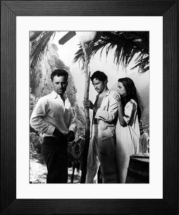 Framed Print : Director Elia Kazan, Marlon Brando, Jean Peters on the set of VIVA ZAPATA!, 1952