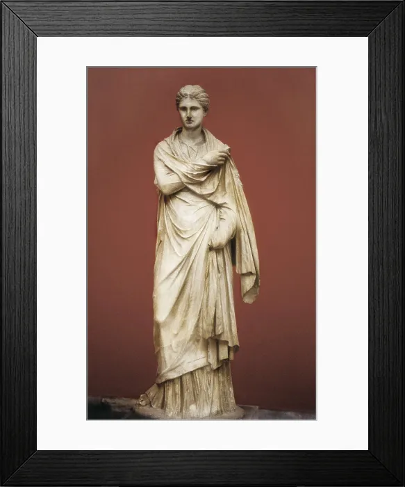 Framed Print : Funerary sculpture of a woman. 5th c. BC. Classical Greek art. Sculpture on marble. GREECE. Athens. National Museum of Archaeology. AISA / Everett Collection**US SALES ONLY**
