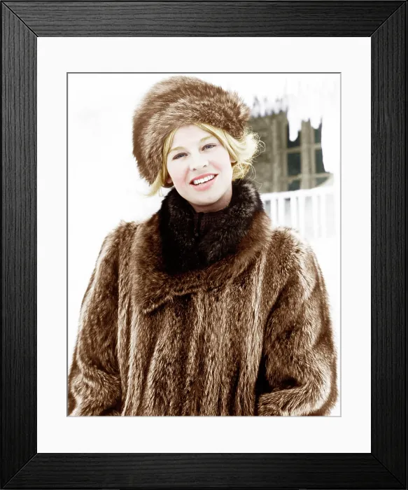 Framed Print : DOCTOR ZHIVAGO, Julie Christie, 1965 Framed Print : DOCTOR ZHIVAGO, Julie Christie, 1965
