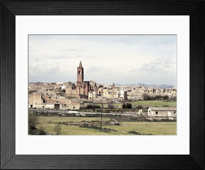 Framed Print : SPAIN. Belchite. Spanish Civil War (1936-1939). Ruins of the city of Belchite, where the battle of Belchite took place (24th August-5th September, 1936)