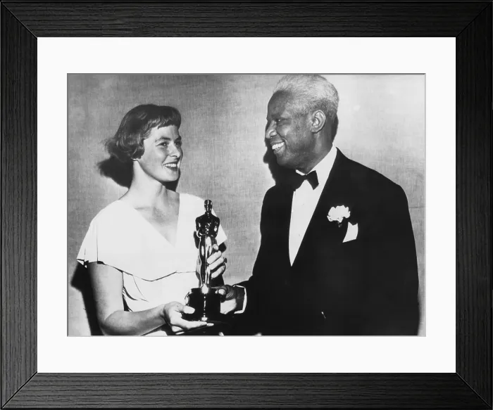 Framed Print : Swedish actress, Ingrid Bergman presents a special Academy Award to actor James Baskett