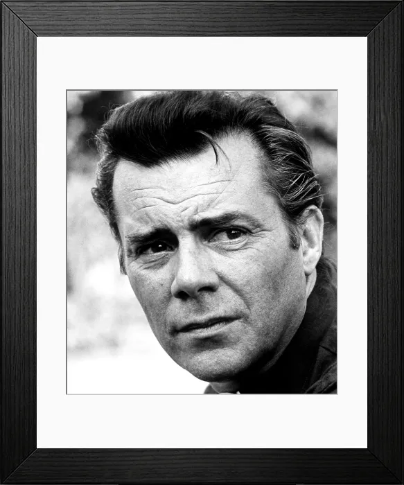 Framed Print : DEATH IN VENICE, Dirk Bogarde, 1971 Framed Print : DEATH IN VENICE, Dirk Bogarde, 1971