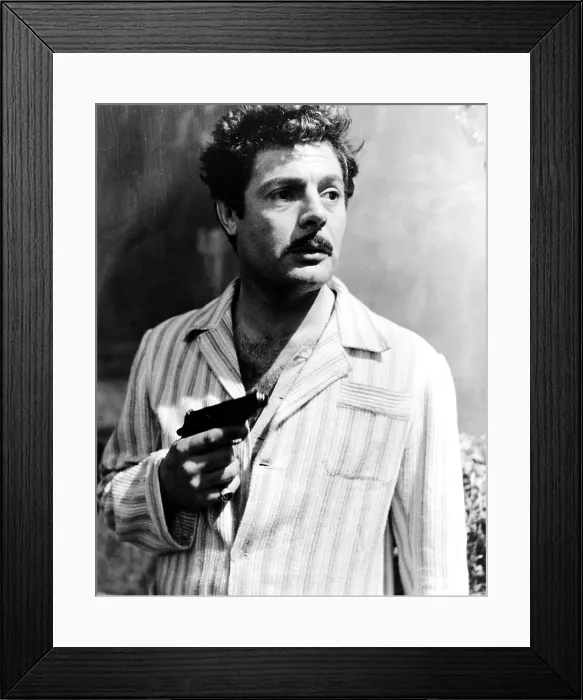 Framed Print : DIVORCE - ITALIAN STYLE, Marcello Mastroianni, 1961 Framed Print : DIVORCE - ITALIAN STYLE, Marcello Mastroianni, 1961