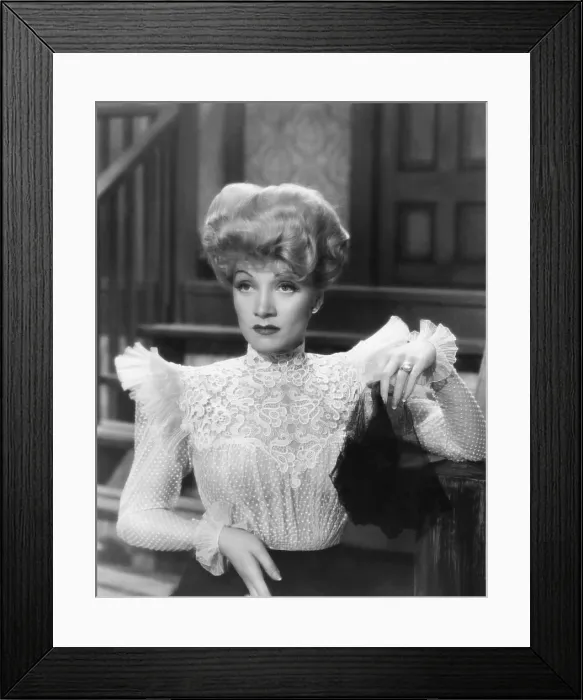 Framed Print : THE SPOILERS, Marlene Dietrich, 1942