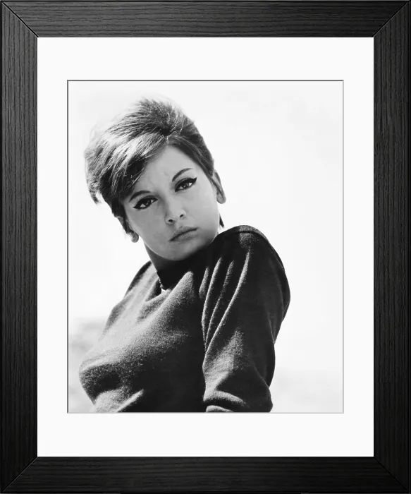 Framed Print : DIVORCE - ITALIAN STYLE, (aka DIVORZIO ALL'ITALIANA), Stefania Sandrelli, 1961 Framed Print : DIVORCE - ITALIAN STYLE, (aka DIVORZIO ALL'ITALIANA), Stefania Sandrelli, 1961