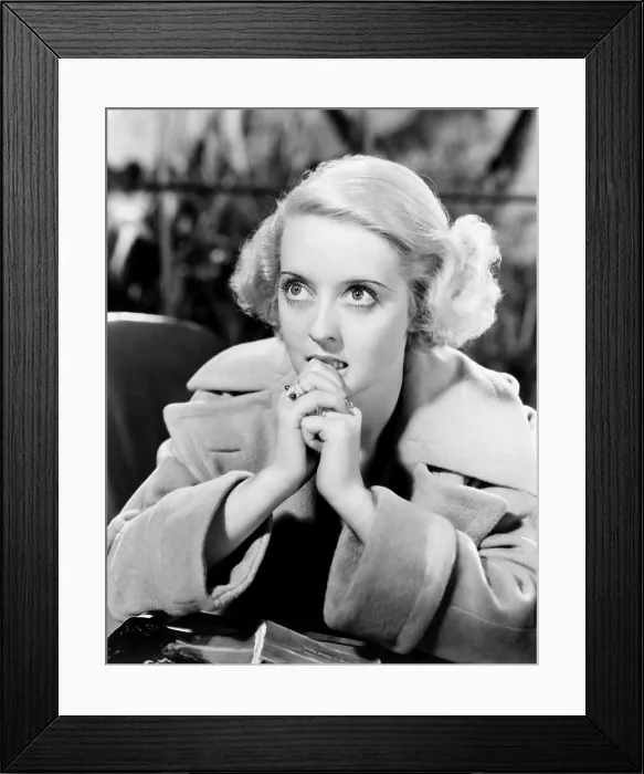 Framed Print : BORDERTOWN, Bette Davis, 1935