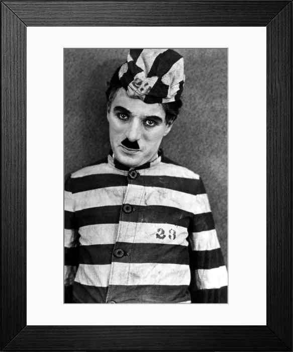 Framed Print : THE ADVENTURER, Charlie Chaplin, 1917 Framed Print : THE ADVENTURER, Charlie Chaplin, 1917