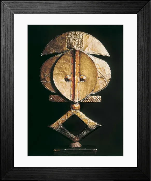 Framed Print : Fetish. beg. 20th c. Kota art. Sculpture on wood. UNITED STATES OF AMERICA. Washington. National Museum of African Art (Smithsonian Institution). Proc: GABON