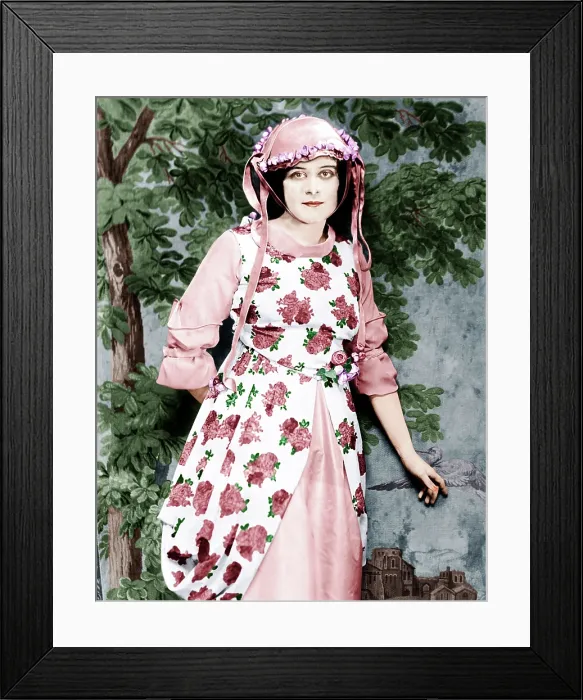 Framed Print : EAST LYNNE, Theda Bara, 1916. Fox Film Corporation. TM & Copyright / courtesy Everett Collection Framed Print : EAST LYNNE, Theda Bara, 1916. Fox Film Corporation. TM & Copyright / courtesy Everett Collection