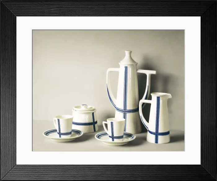Framed Print : Maria coffee set Dec. M-1 (1960). China / Porcelain. Proc: SPAIN. Sargadelos. AISA / Everett Collection**US SALES ONLY** Framed Print : Maria coffee set Dec. M-1 (1960). China / Porcelain. Proc: SPAIN. Sargadelos. AISA / Everett Collection**US SALES ONLY**