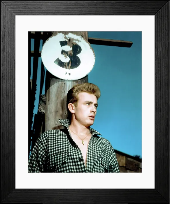 Framed Print : EAST OF EDEN, James Dean, 1955