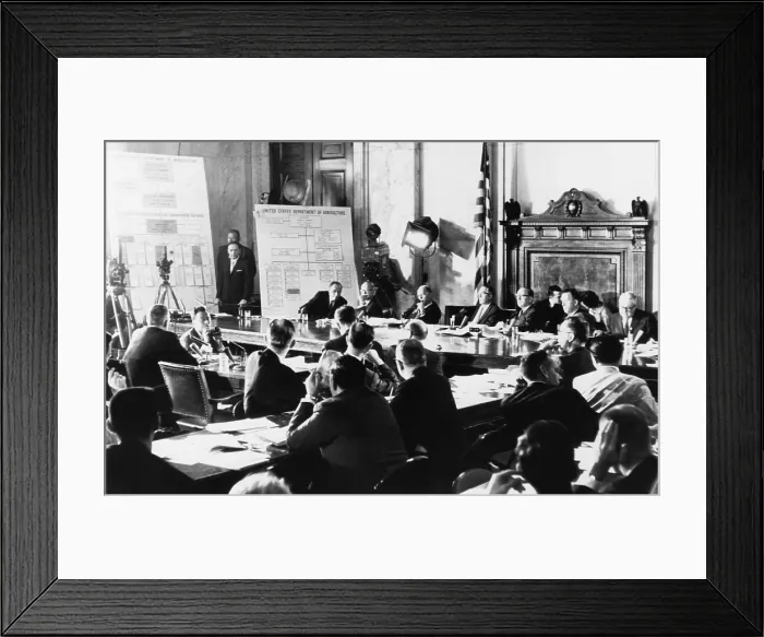 Framed Print : The Senate Investigations subcommittee public hearing into the Billie Sol Estes case. June 27, 1962. It opened in the Senate Caucus Room as Asst. Subcommittee Counsel, Paul E