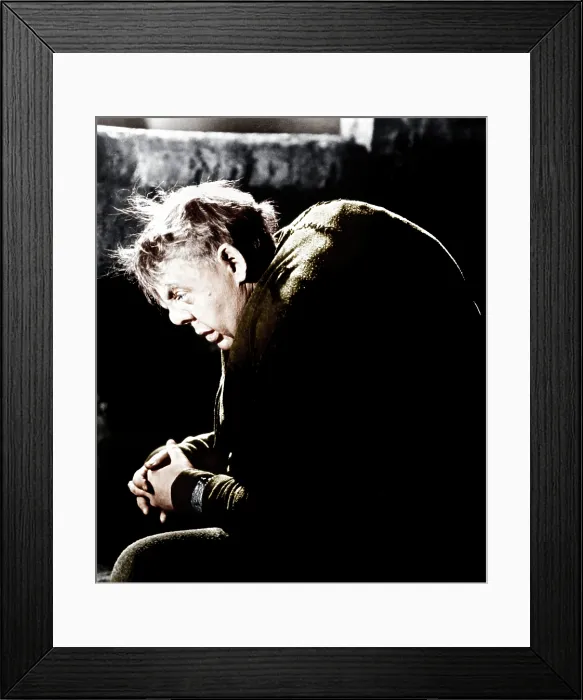 Framed Print : THE HUNCHBACK OF NOTRE DAME, Charles Laughton, 1939