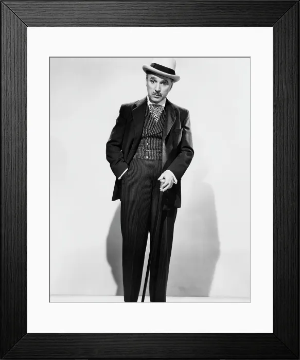 Framed Print : MONSIEUR VERDOUX, Charlie Chaplin, 1947