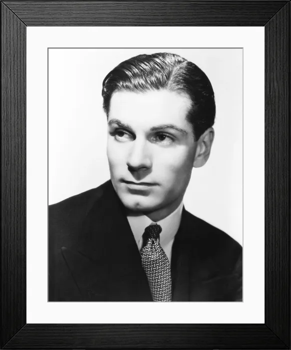 Framed Print : THE DIVORCE OF LADY X, Laurence Olivier, 1938 Framed Print : THE DIVORCE OF LADY X, Laurence Olivier, 1938
