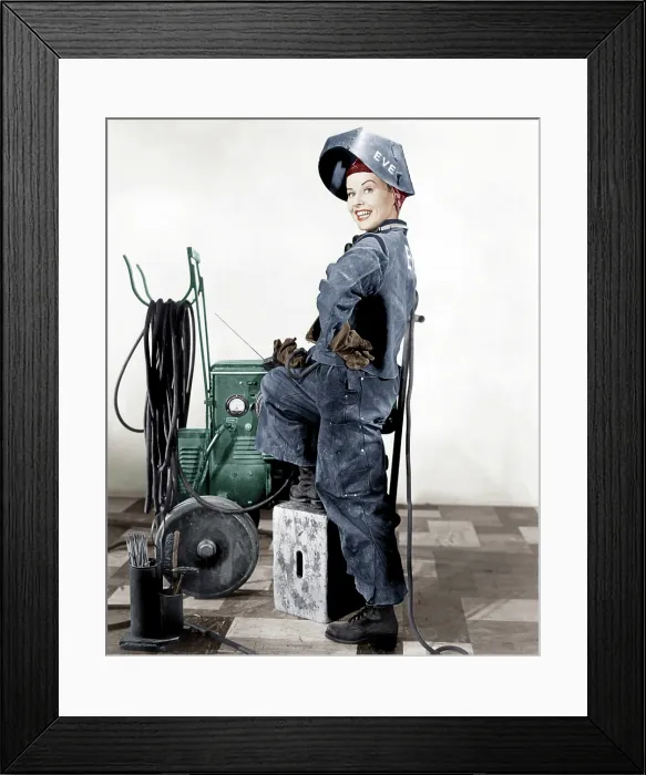 Framed Print : I LOVE A SOLDIER, Paulette Goddard, 1944
