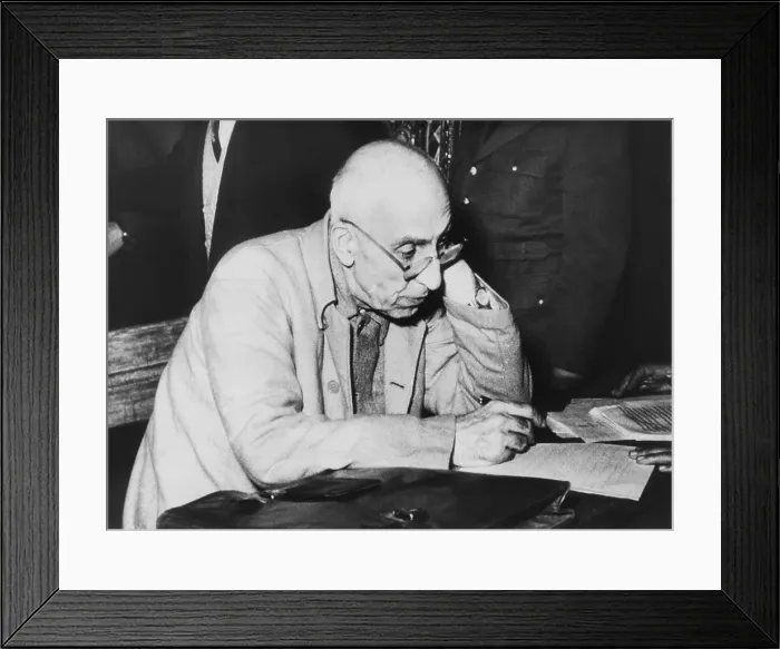 Framed Print : Ousted Iranian Premier Mohammed Mossadegh convicted of treason, Dec. 21, 1953. He received a three year prison sentence for attempting to overthrow the monarchy of Iran