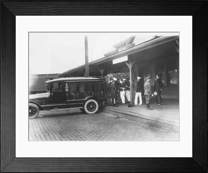 Framed Print : Coffin of 16 year old Calvin Coolidge Jr. being placed in a hearse at Union Station, Northampton, Massachusetts Framed Print : Coffin of 16 year old Calvin Coolidge Jr. being placed in a hearse at Union Station, Northampton, Massachusetts