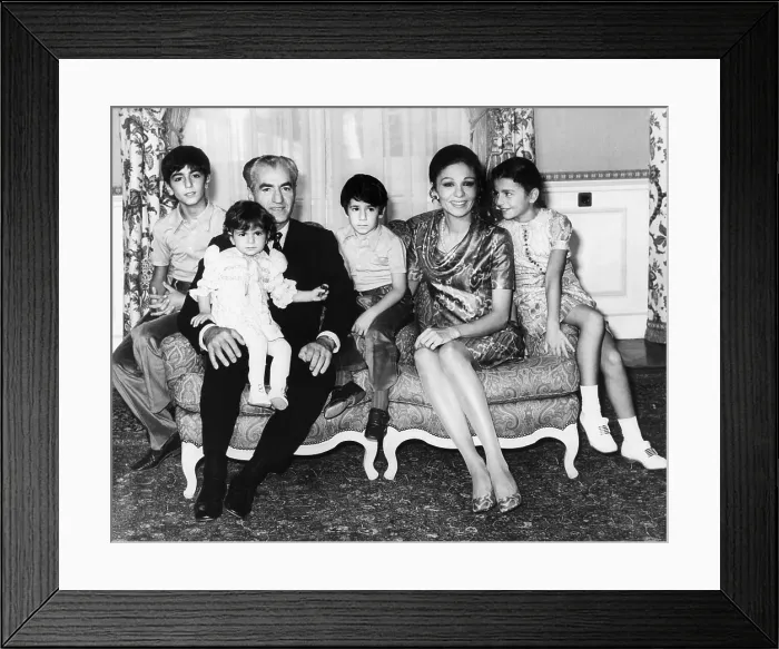 Framed Print : Shah of Iran poses with his family, Sept. 22, 1971 Framed Print : Shah of Iran poses with his family, Sept. 22, 1971