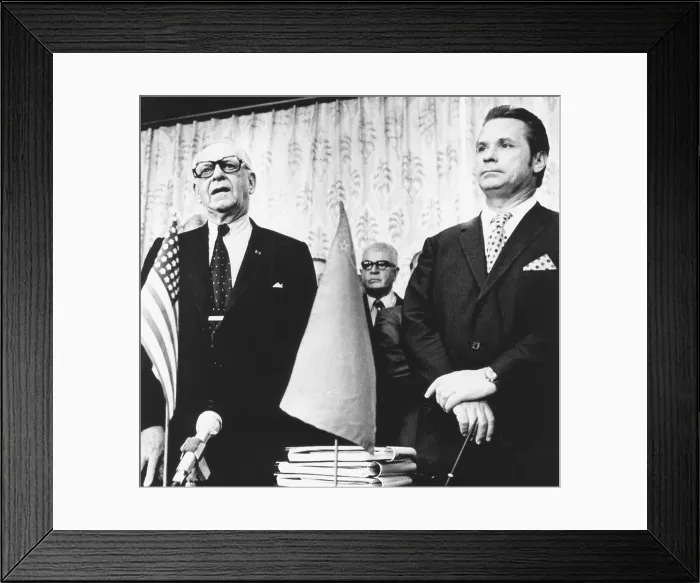 Framed Print : Occidental Petroleum Corporation signed six contracts with the Soviet Union, June 28, 1974 Framed Print : Occidental Petroleum Corporation signed six contracts with the Soviet Union, June 28, 1974