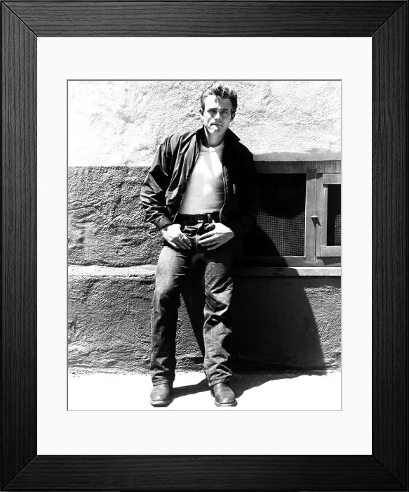 Framed Print : REBEL WITHOUT A CAUSE, James Dean, 1955