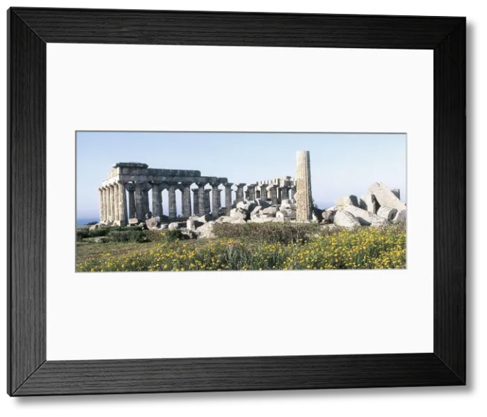 Framed Print : Temple of Hera or Heraion. 538 BC. ITALY. SICILY. TRAPANI. Selinunte. Archaic Greek art. Architecture. AISA / Everett Collection**US SALES ONLY**