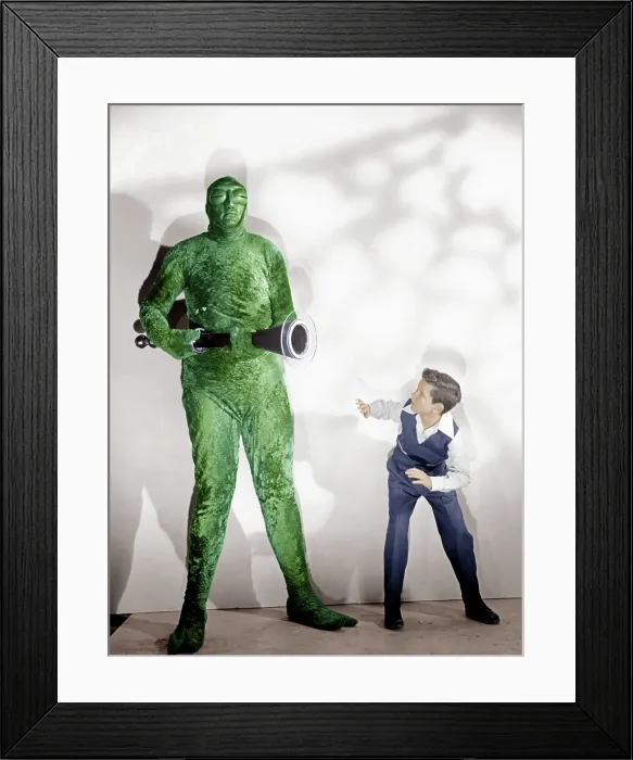 Framed Print : INVADERS FROM MARS, Jimmy Hunt, (right), 1953