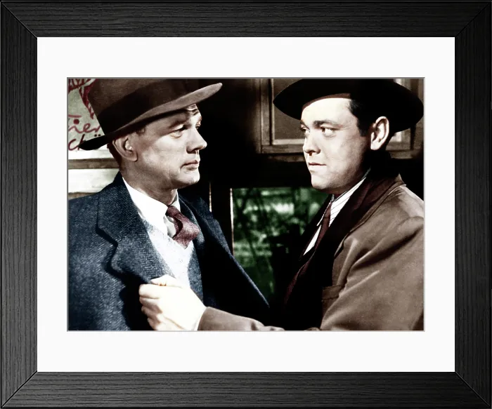 Framed Print : THE THIRD MAN, from left: Joseph Cotten, Orson Welles, 1949 Framed Print : THE THIRD MAN, from left: Joseph Cotten, Orson Welles, 1949