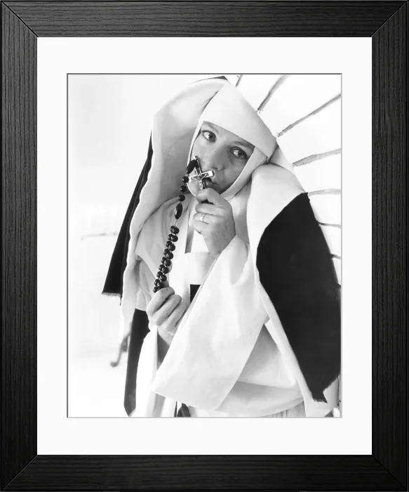 Framed Print : THE DEVILS, Vanessa Redgrave, 1971 Framed Print : THE DEVILS, Vanessa Redgrave, 1971