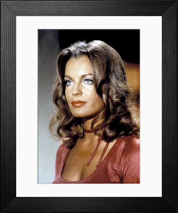 Framed Print : MAX ET LES FERRAILLEURS, (aka MAX AND THE JUNKMEN), Romy Schneider, 1971 Framed Print : MAX ET LES FERRAILLEURS, (aka MAX AND THE JUNKMEN), Romy Schneider, 1971