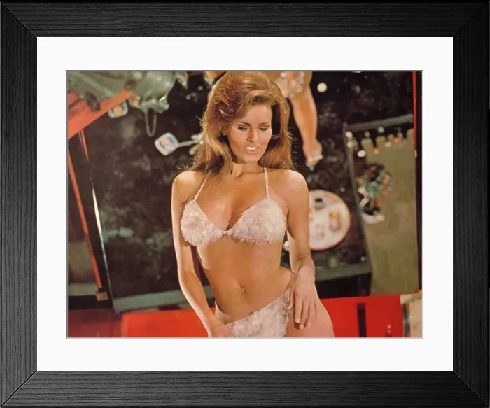 Framed Print : BEDAZZLED, Raquel Welch, 1967