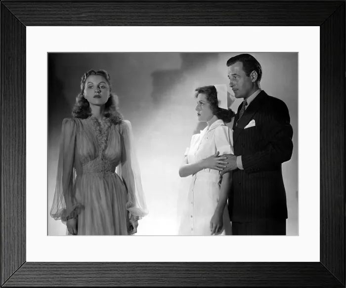 Framed Print : I WALKED WITH A ZOMBIE, Christine Gordon, Frances Dee, Tom Conway, 1943