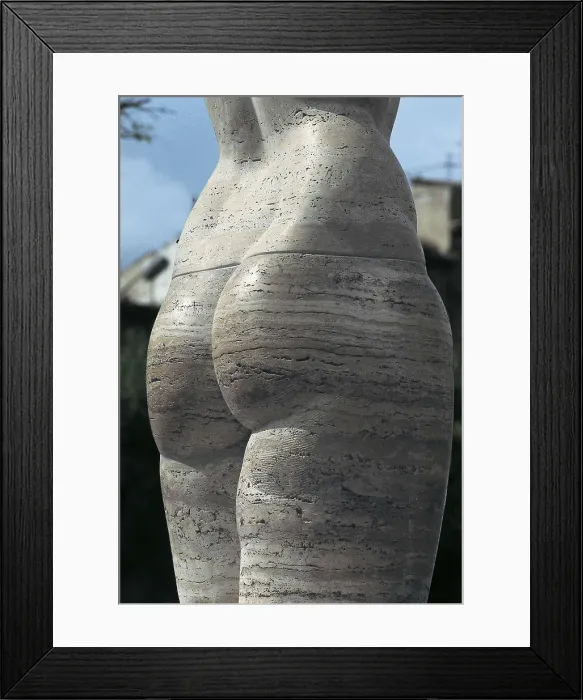 Framed Print : SUBIRACHS, Josep Maria (1927). Jnica (Ionic). 2002. SPAIN. Caldes de Malavella. Vichy Catalan Spa. Back detail. Tributo the the Noucentisme. Situated at the gardens Framed Print : SUBIRACHS, Josep Maria (1927). Jnica (Ionic). 2002. SPAIN. Caldes de Malavella. Vichy Catalan Spa. Back detail. Tributo the the Noucentisme. Situated at the gardens