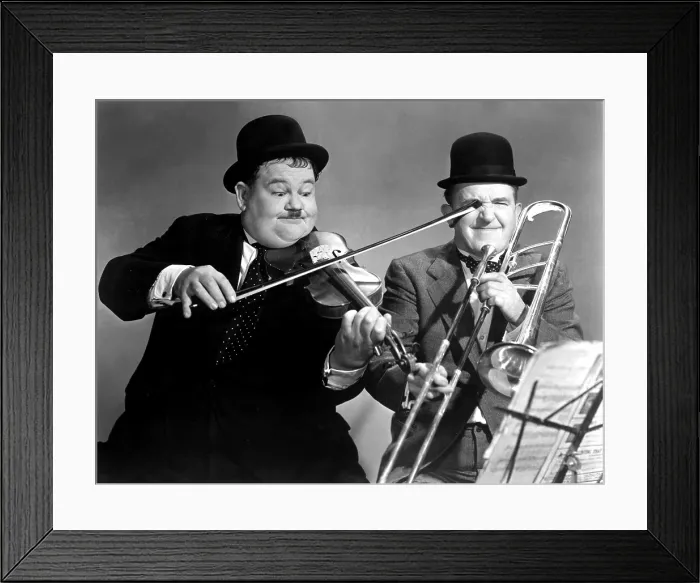 Framed Print : SAPS AT SEA, Oliver Hardy, Stan Laurel [Laurel and Hardy], 1940