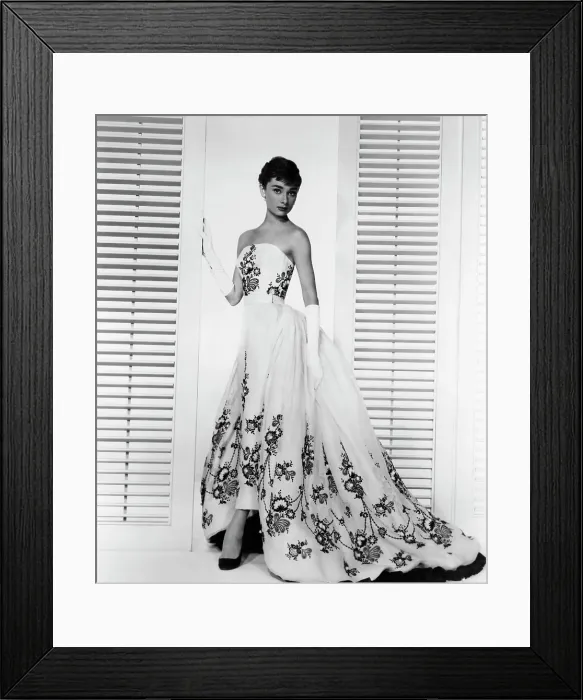 Framed Print : SABRINA, Audrey Hepburn, 1954