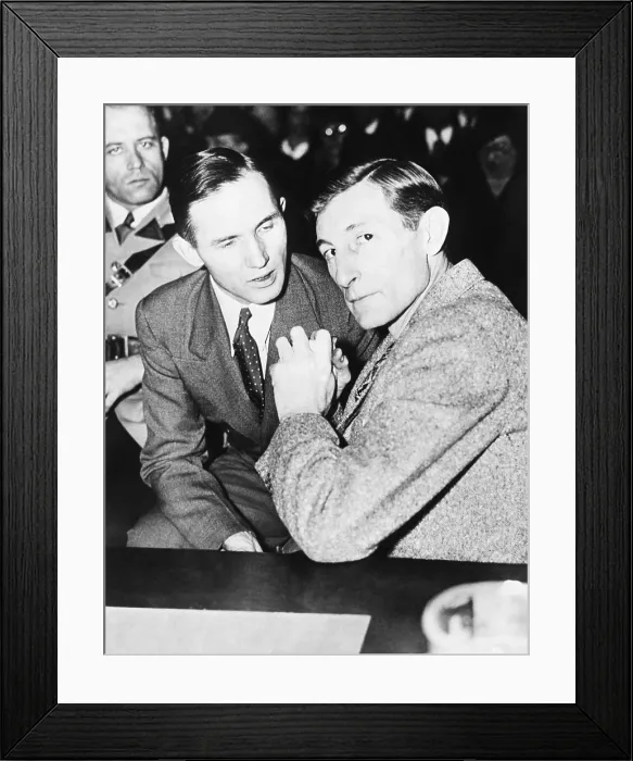 Framed Print : Bruno Hauptmann with his defense counsel Egbert Rosecrans, Jan. 15 1935. Hunterdon County Courthouse, Flemington, N.J. (CSU_2015_7_447)